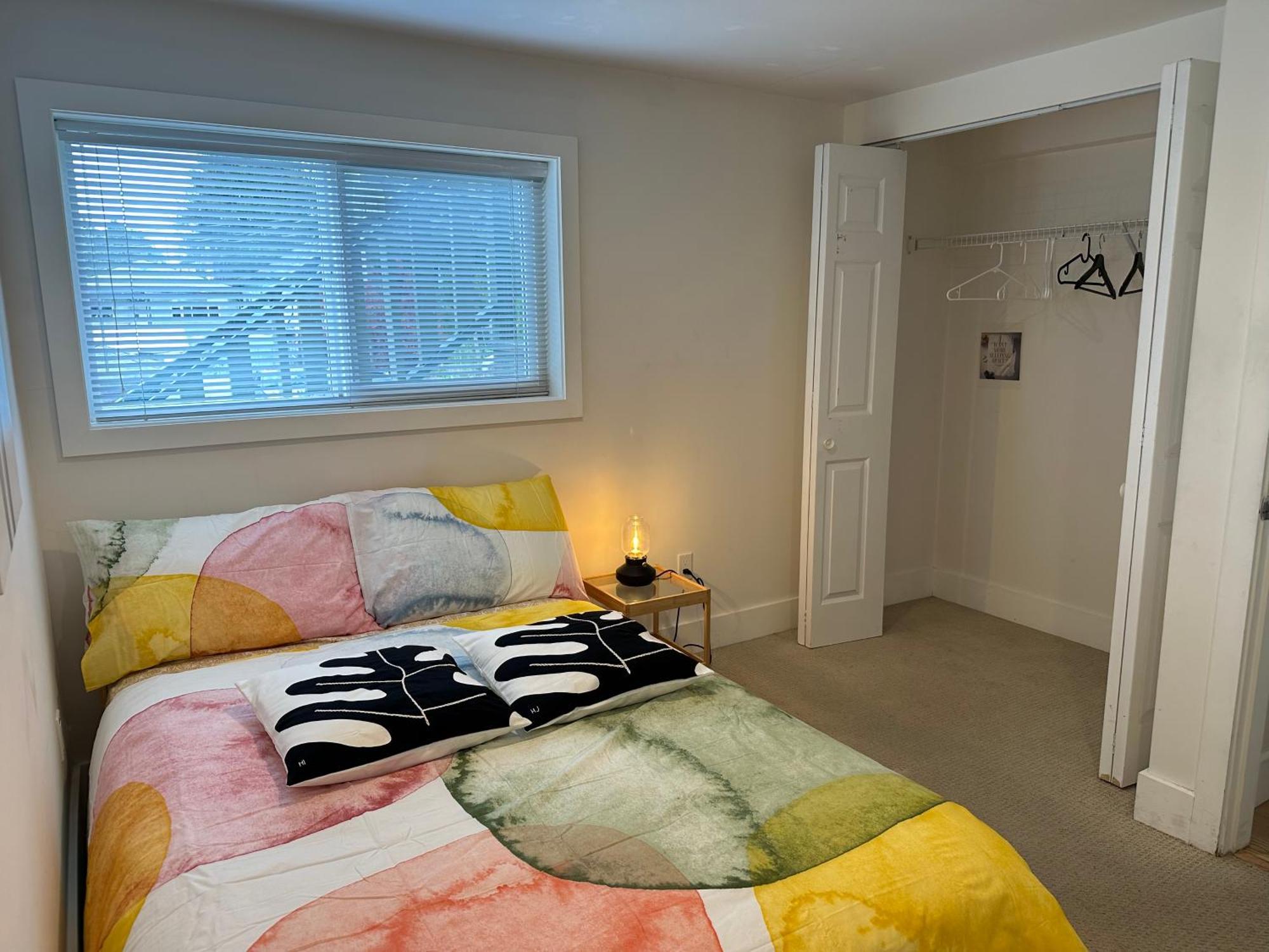 Private Room In A Shared House Vancouver Esterno foto